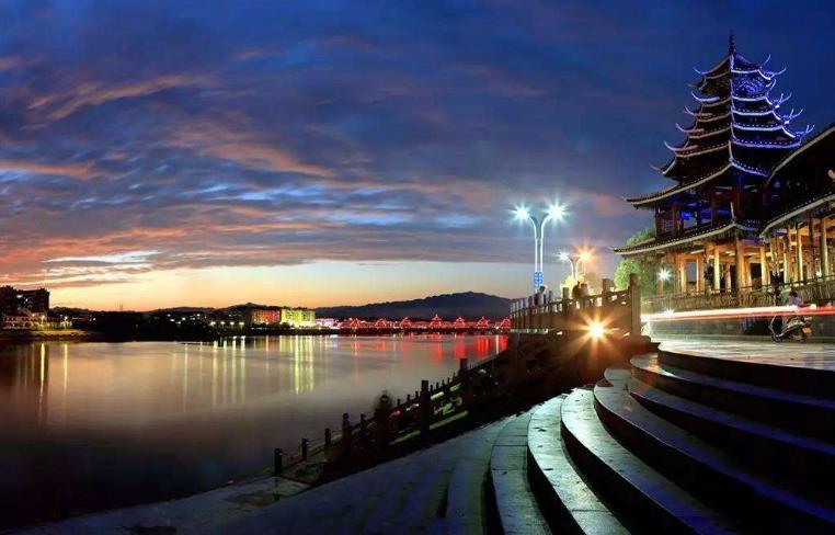 探寻湖湘韵味，大学生视角下的湖南印象