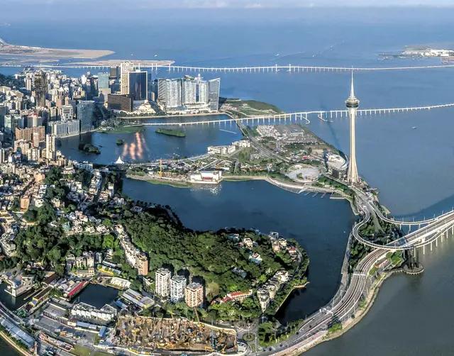 夕阳下的澳门街头风情